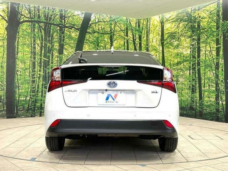 PRIUS-13