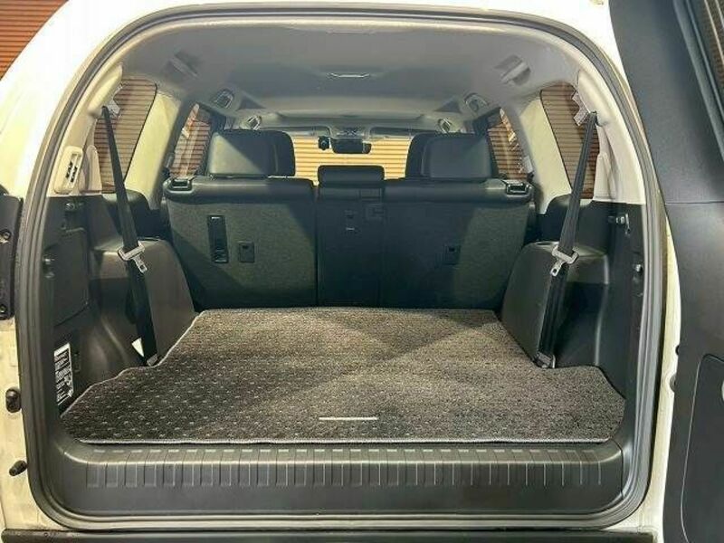 LAND CRUISER PRADO-16