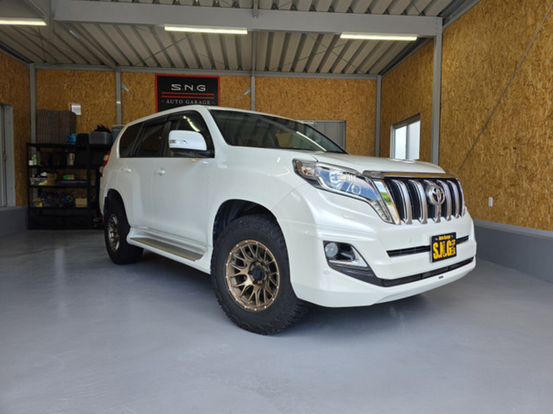LAND CRUISER PRADO
