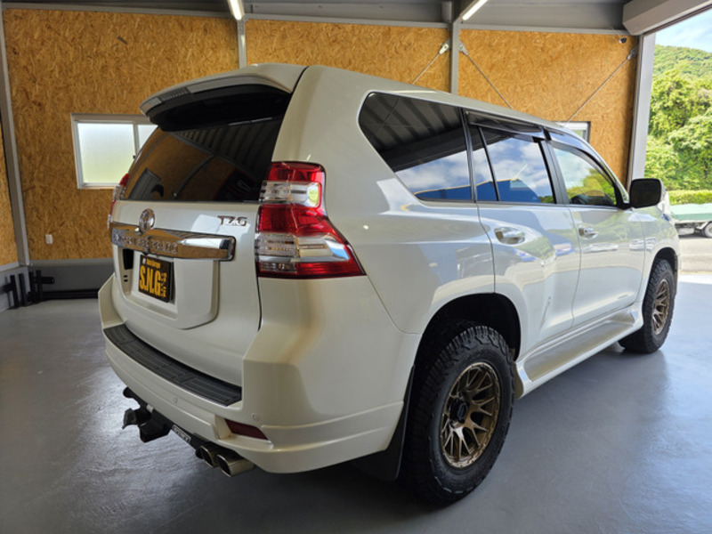 LAND CRUISER PRADO
