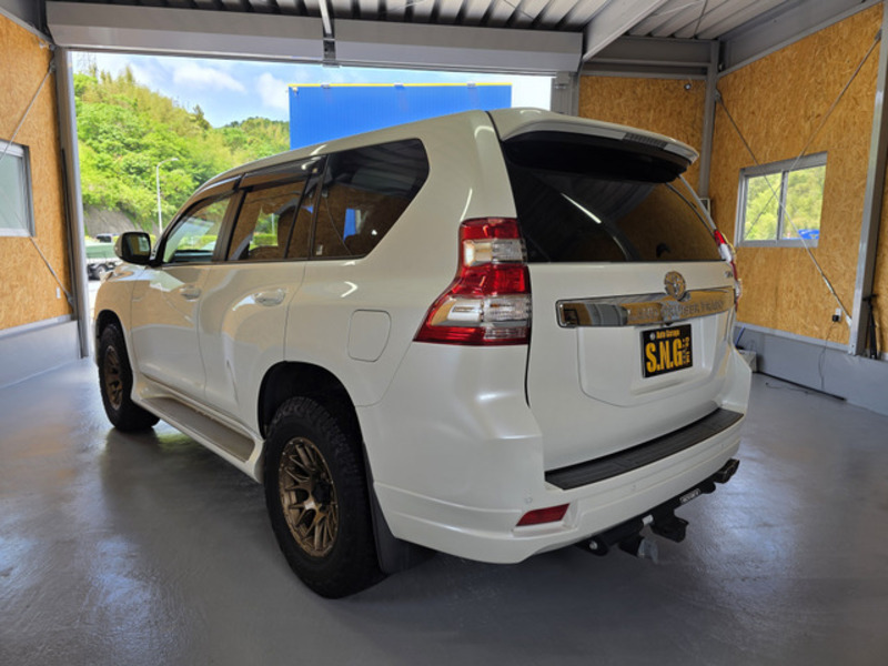 LAND CRUISER PRADO