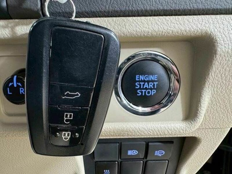 LAND CRUISER PRADO-10