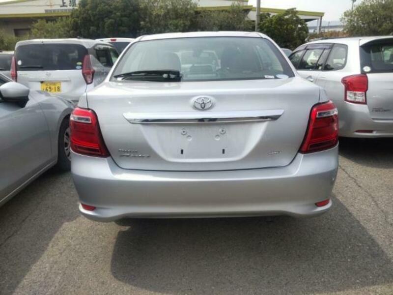 COROLLA AXIO-4