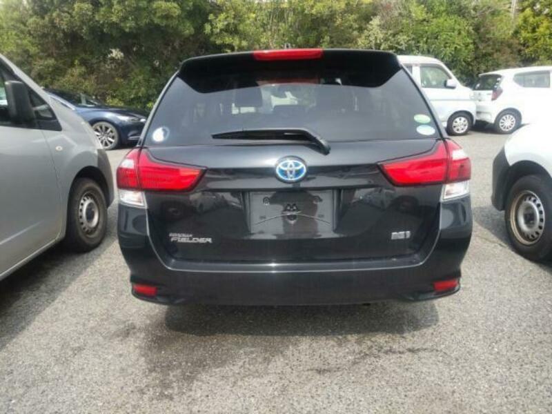 COROLLA FIELDER