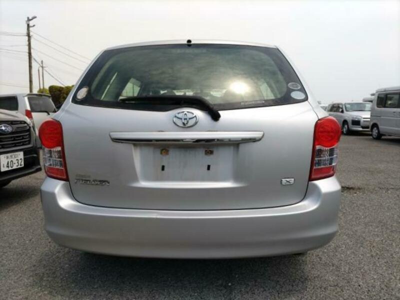 COROLLA FIELDER