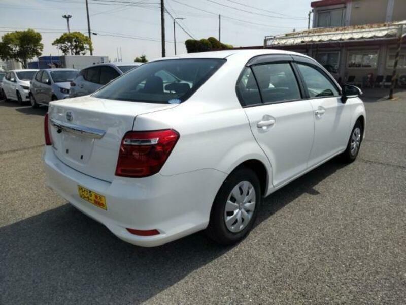 COROLLA AXIO