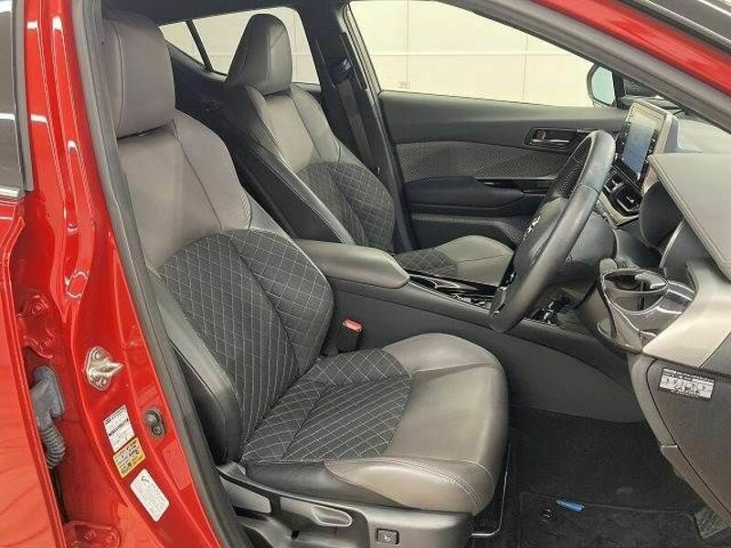 C-HR-11