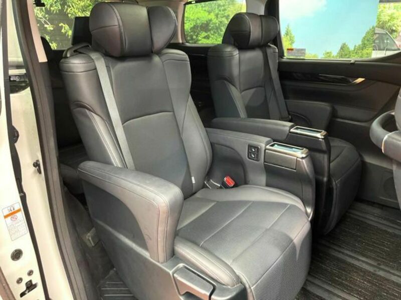 ALPHARD-11