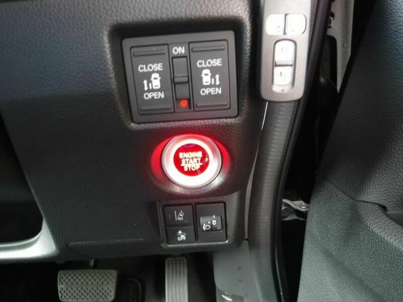N BOX CUSTOM-16