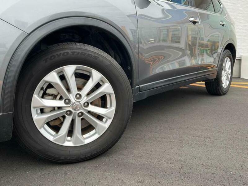 X-TRAIL-9