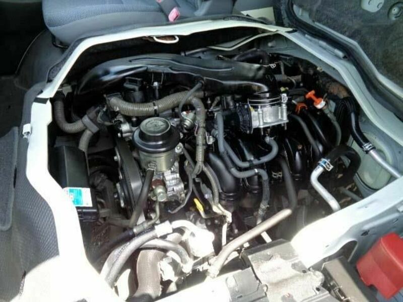 HIACE COMMUTER