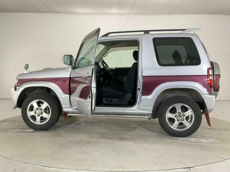 PAJERO MINI-8
