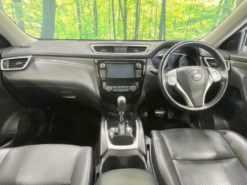X-TRAIL-1