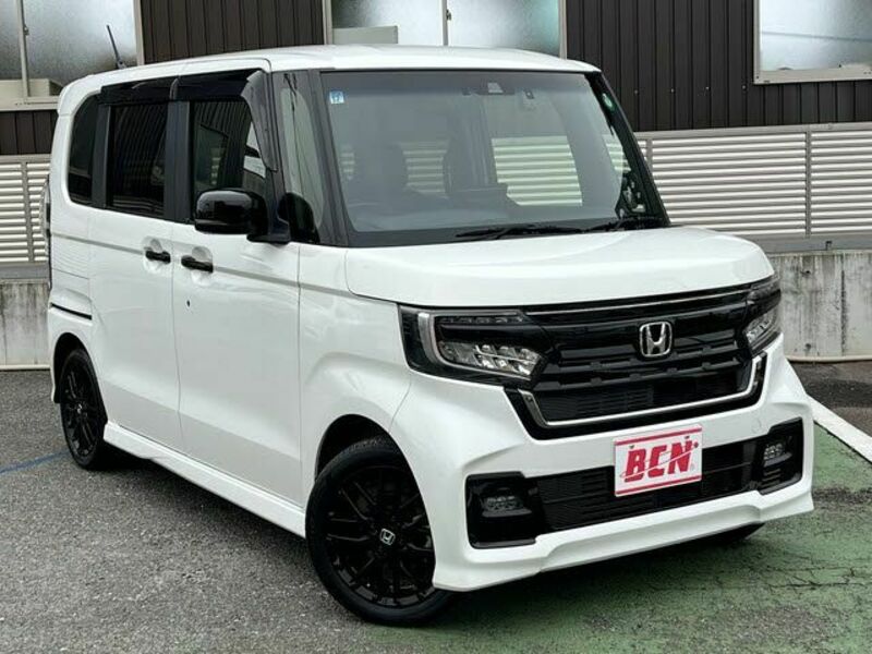 N BOX CUSTOM