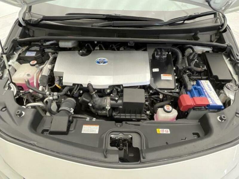 PRIUS PHV
