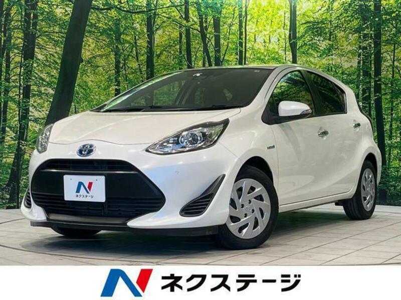 TOYOTA　AQUA