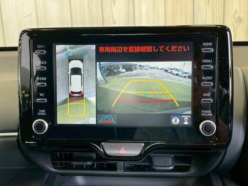 YARIS CROSS-3