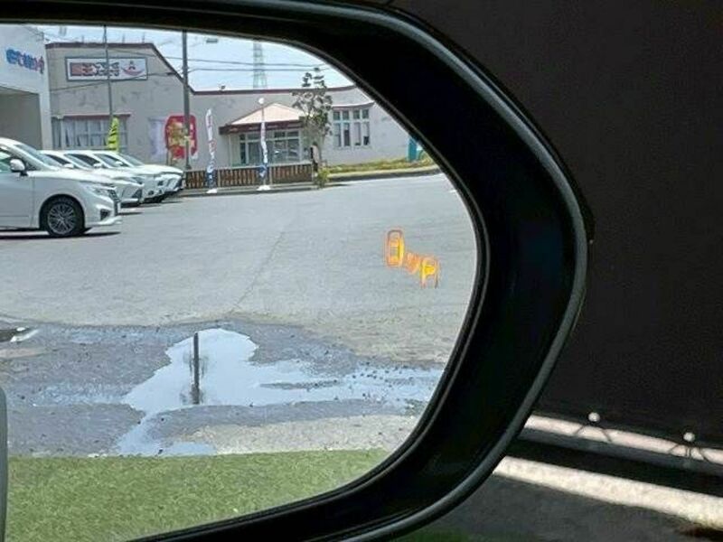 YARIS CROSS-11
