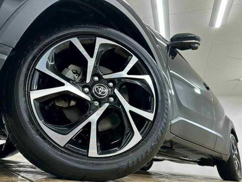 C-HR-18
