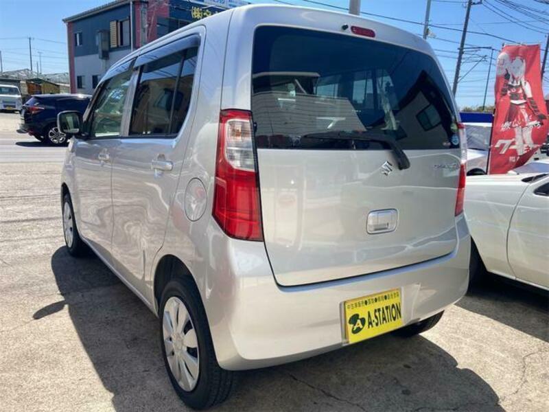 WAGON R