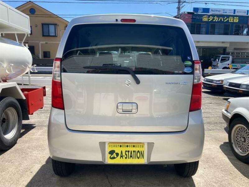 WAGON R