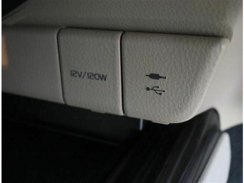 CAMRY-10