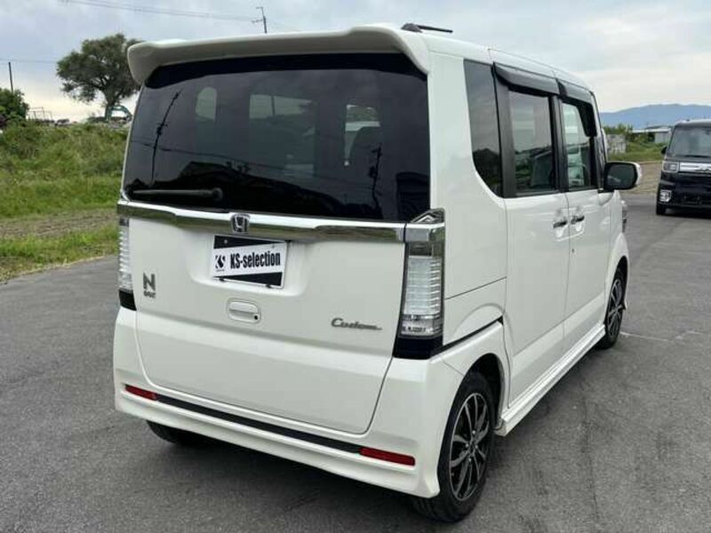 N BOX CUSTOM