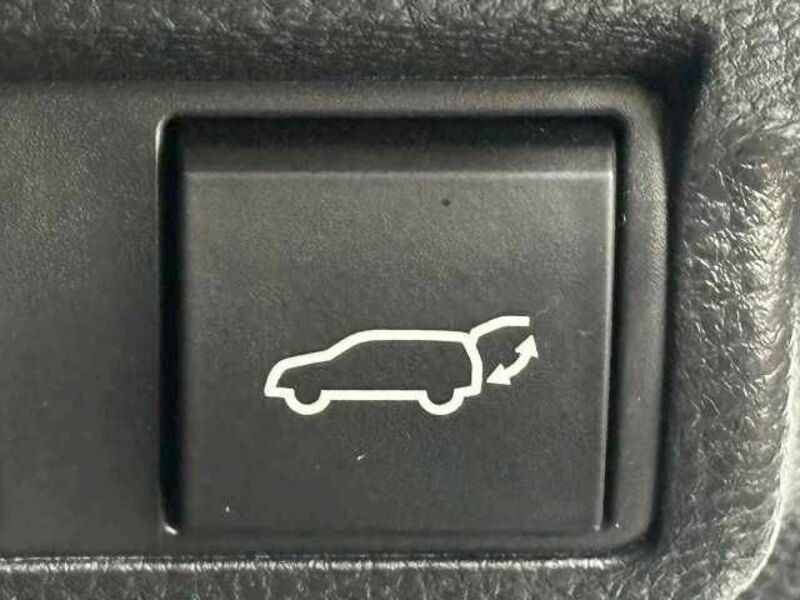 COROLLA CROSS