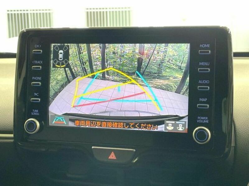 YARIS CROSS-3
