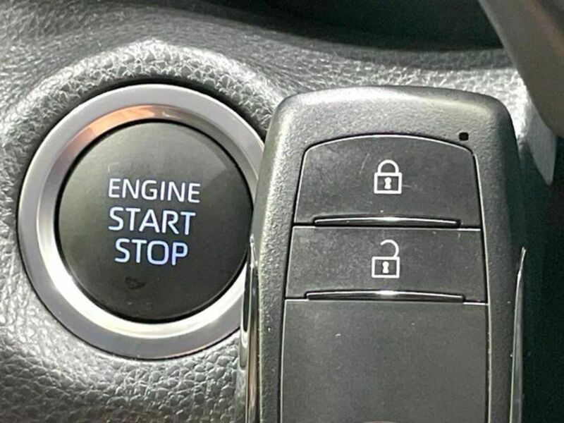 YARIS CROSS-6
