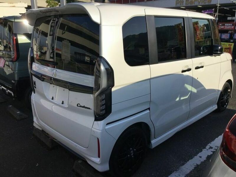 N BOX CUSTOM