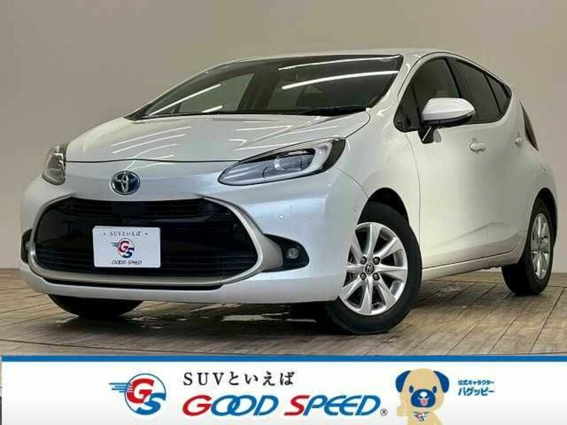 TOYOTA　AQUA