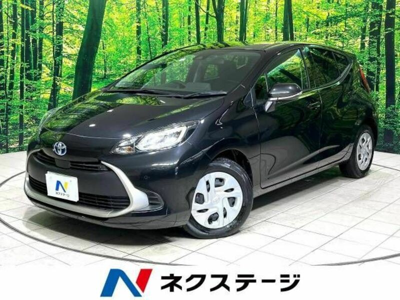 TOYOTA　AQUA