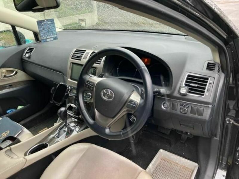 AVENSIS WAGON