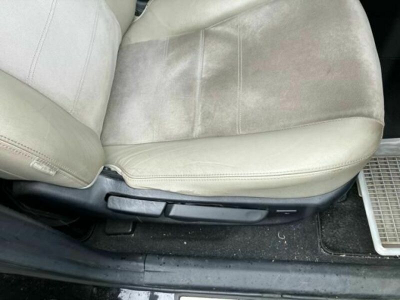 AVENSIS WAGON