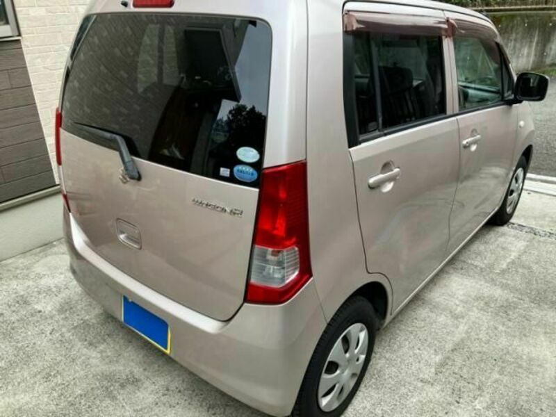 WAGON R