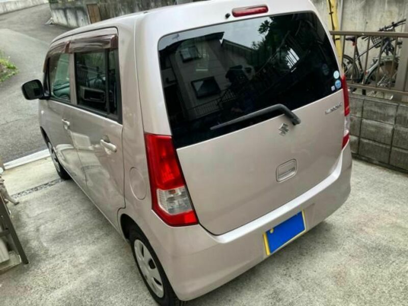 WAGON R