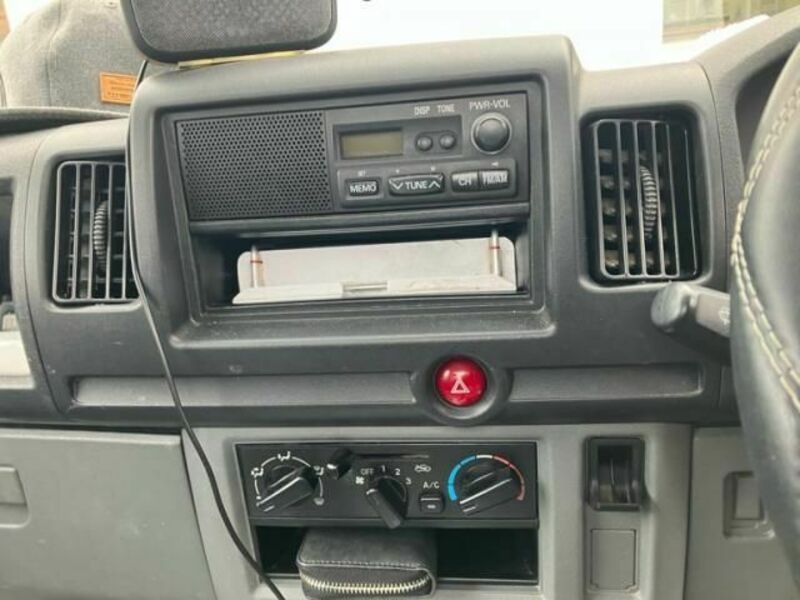 MINICAB TRUCK
