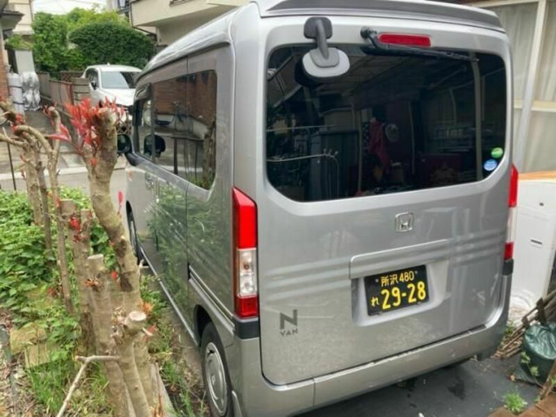 N-VAN-1