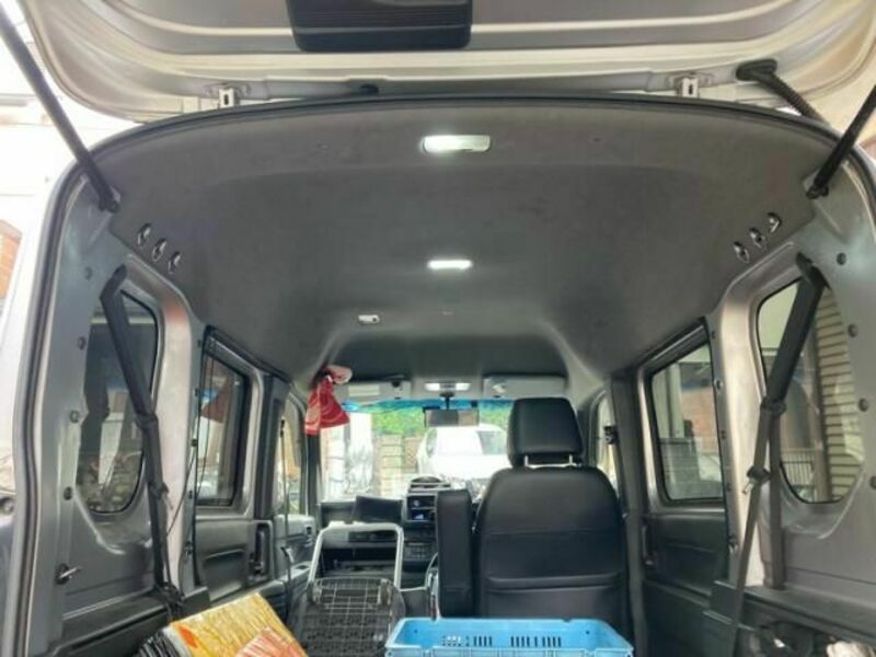N-VAN-20