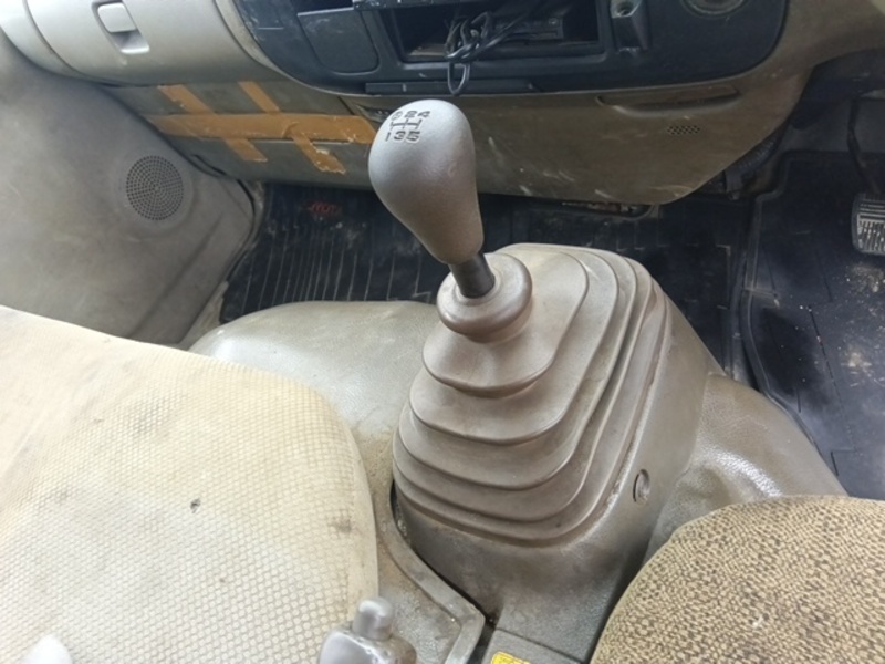 DYNA TRUCK 4D4W