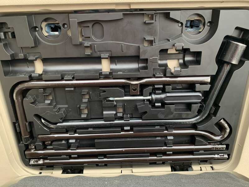 LAND CRUISER PRADO-29