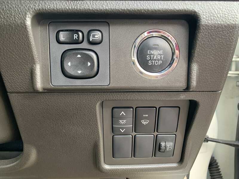 LAND CRUISER PRADO-26