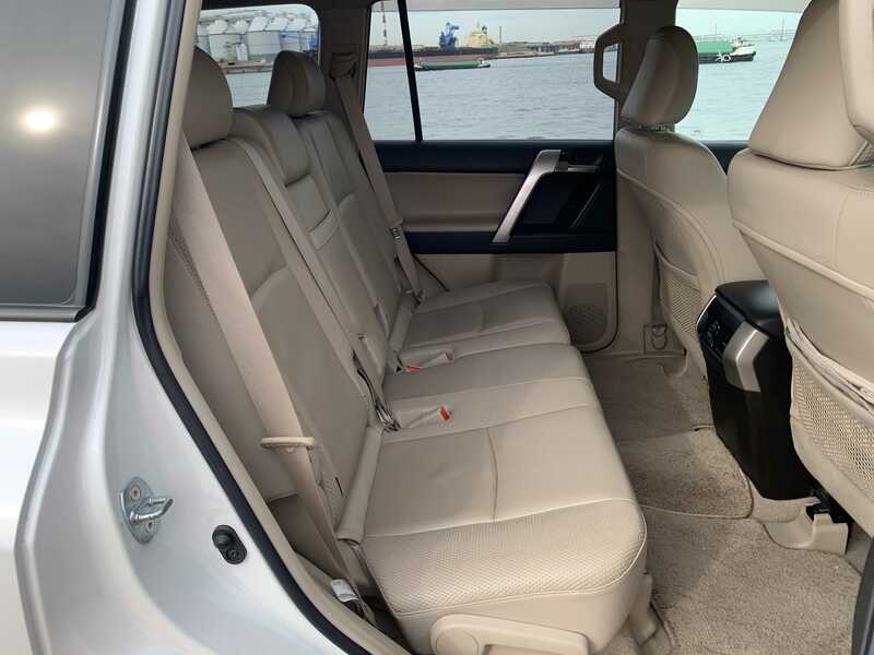 LAND CRUISER PRADO-11