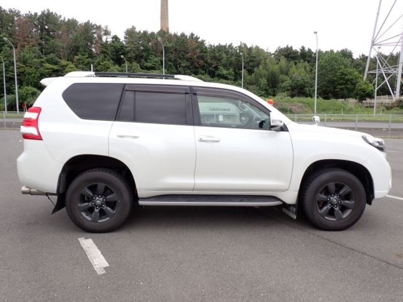 LAND CRUISER PRADO
