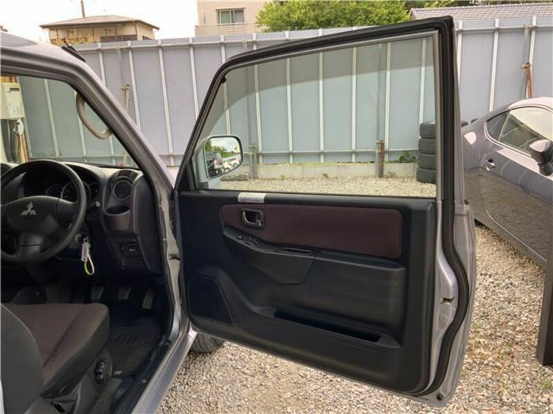 PAJERO MINI-13