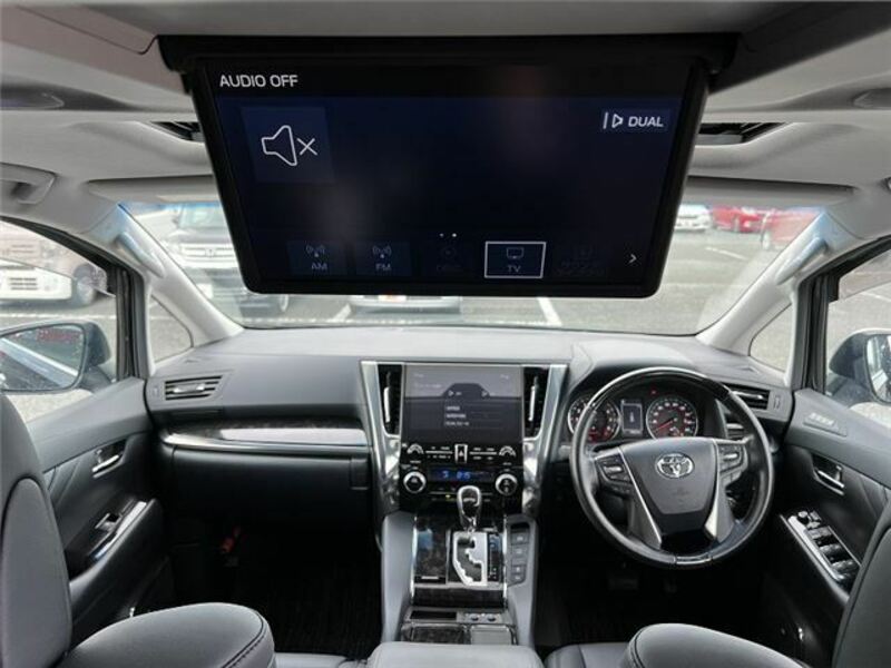 VELLFIRE-1