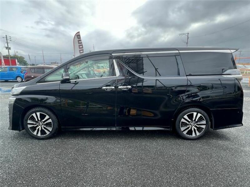 VELLFIRE-10