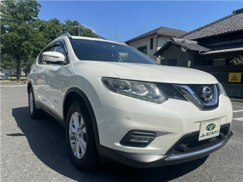 X-TRAIL