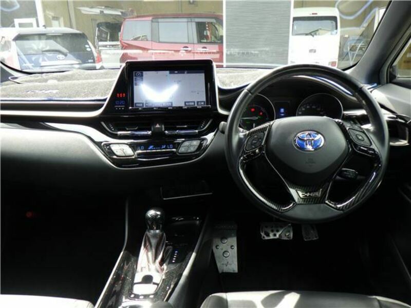 C-HR-6